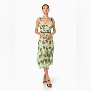NEW Elliatt The Georgian Green 3D Lace Embroidered Midi Dress Wedding Guest